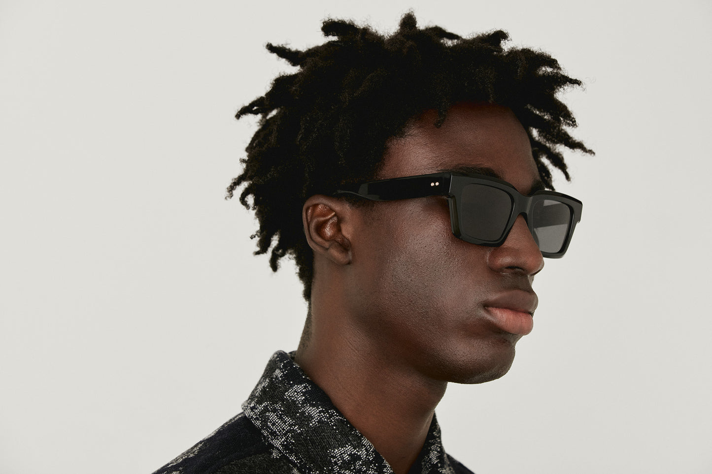 CARAVAGGIO: Cuadrada Acetato Noir sunglasses by GIGI STUDIOS 4639