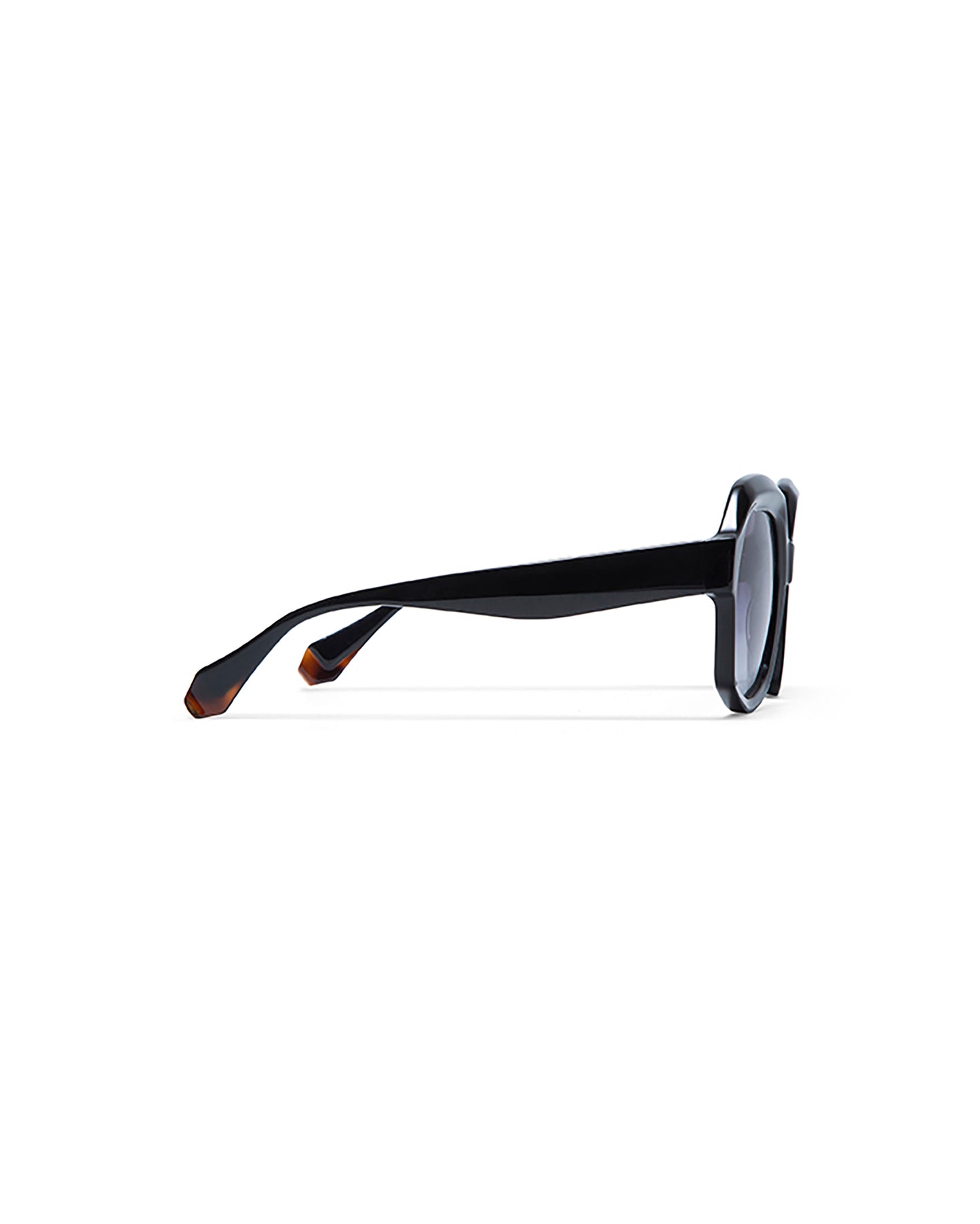 PIXIE: Geométricas Acetato Noir sunglasses by GIGI STUDIOS 5436