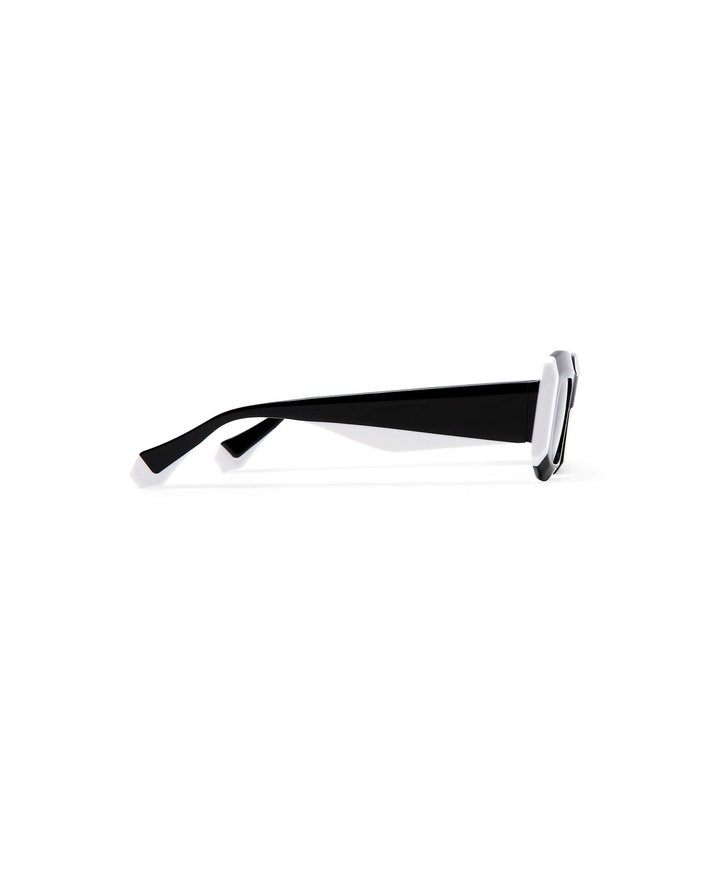 CHESS: Cuadrada Acetato Noir sunglasses by GIGI STUDIOS 5820
