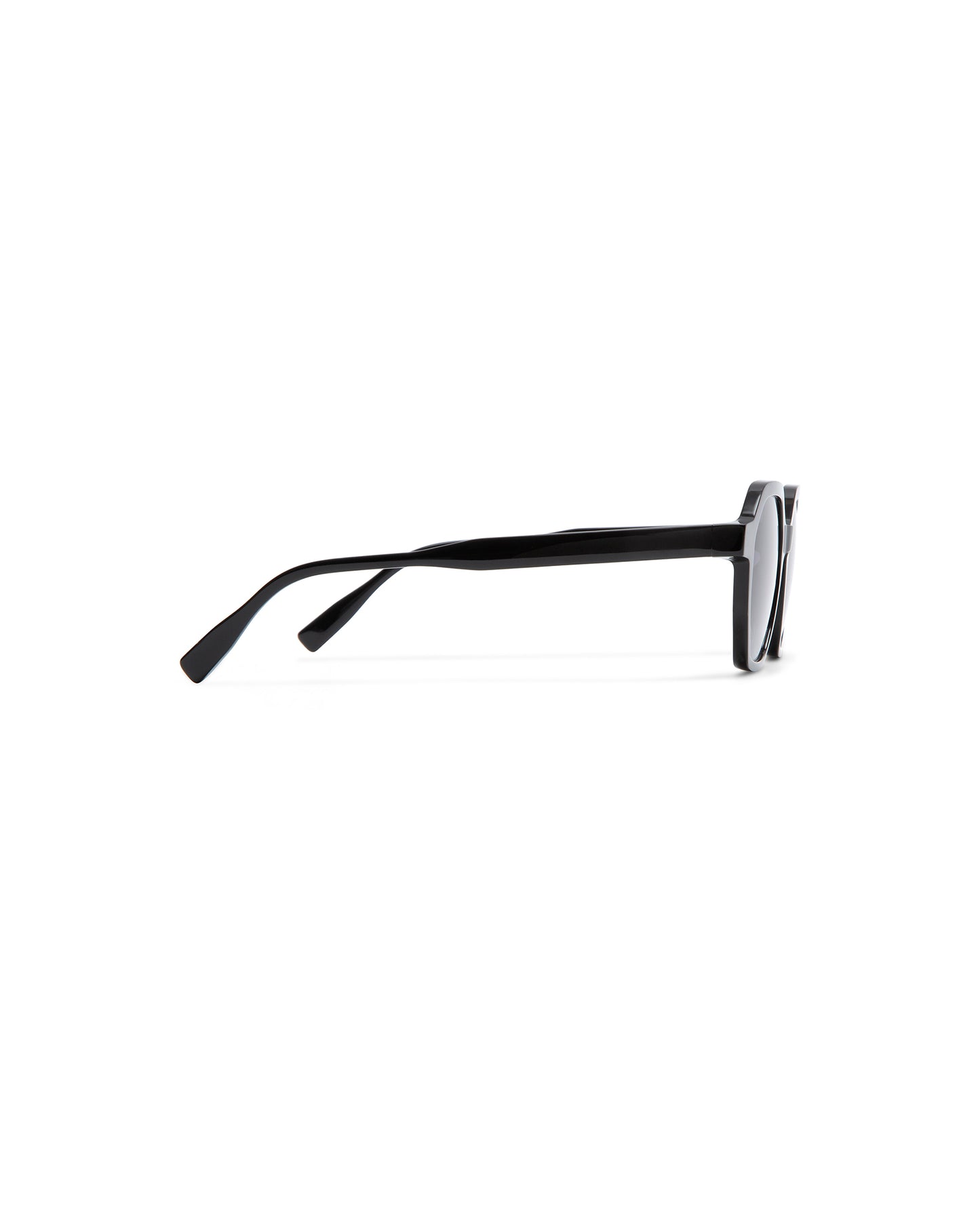 NARAI: Cuadrada Acetato Noir sunglasses by GIGI STUDIOS 6297