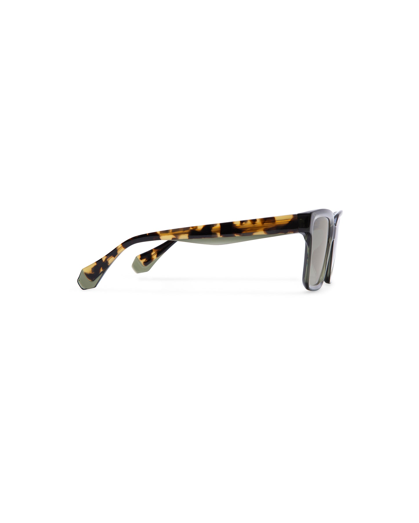 GISELLE: Cuadrada Acetato Verde sunglasses by GIGI STUDIOS 1040