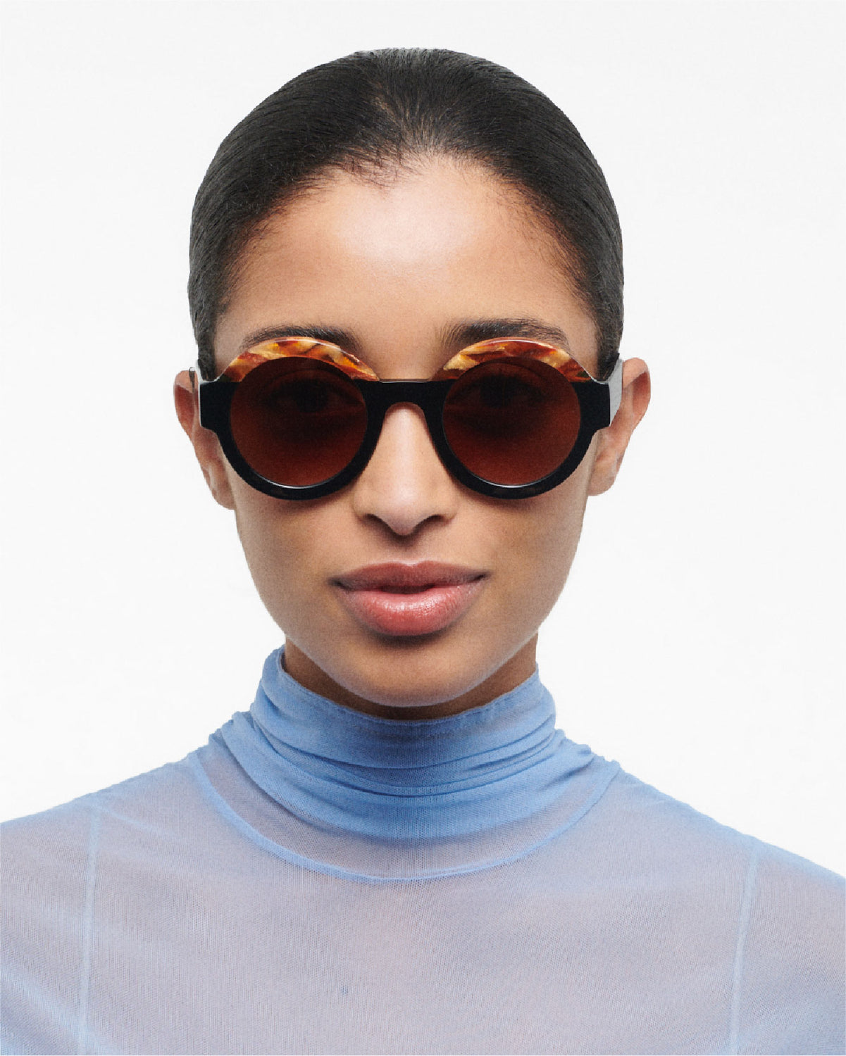 LAURA: Redondas Acetato Noir sunglasses by GIGI STUDIOS 53