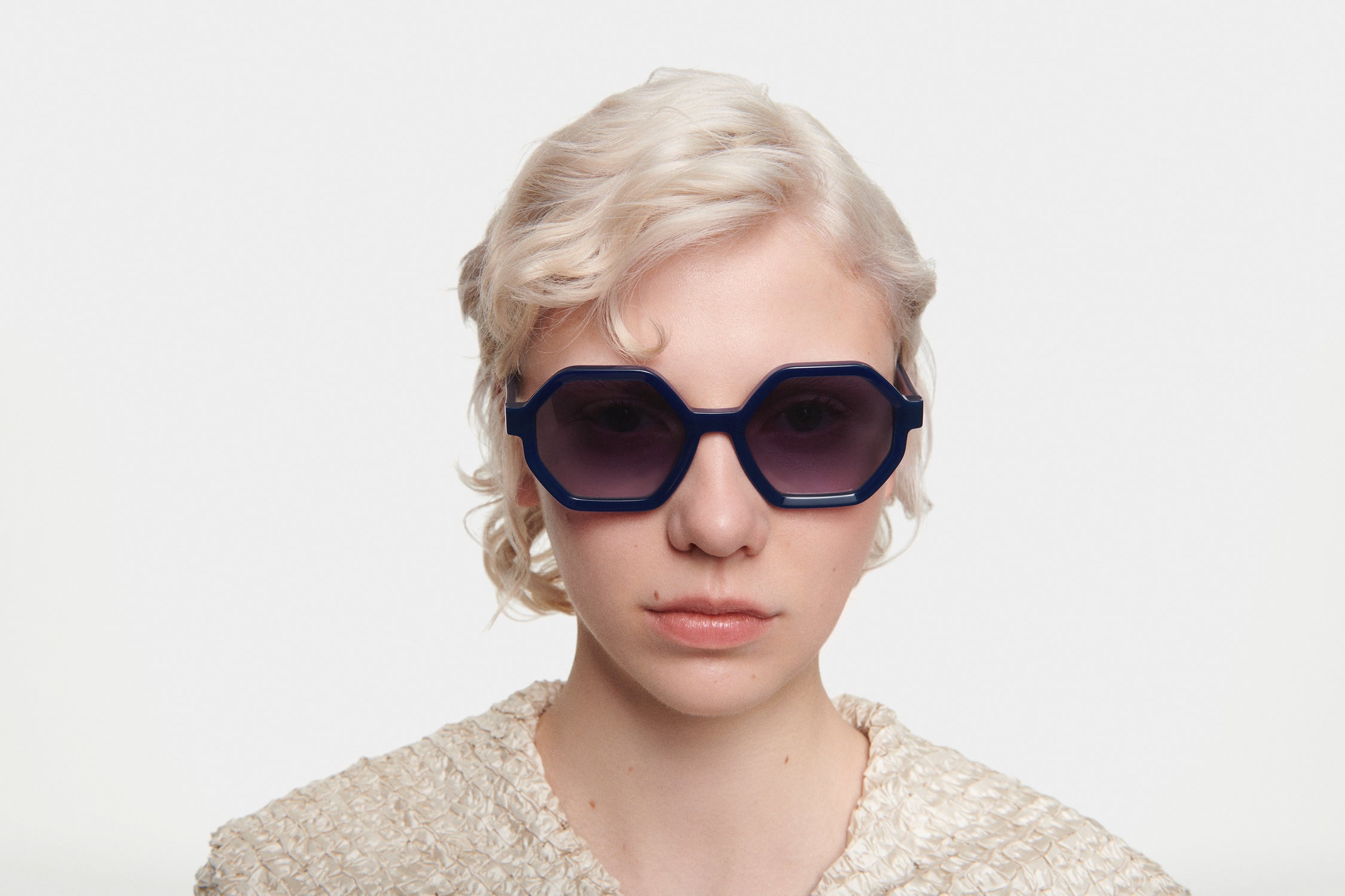 SHIRLEY: Geométricas Acetato Azul sunglasses by GIGI STUDIOS 1707