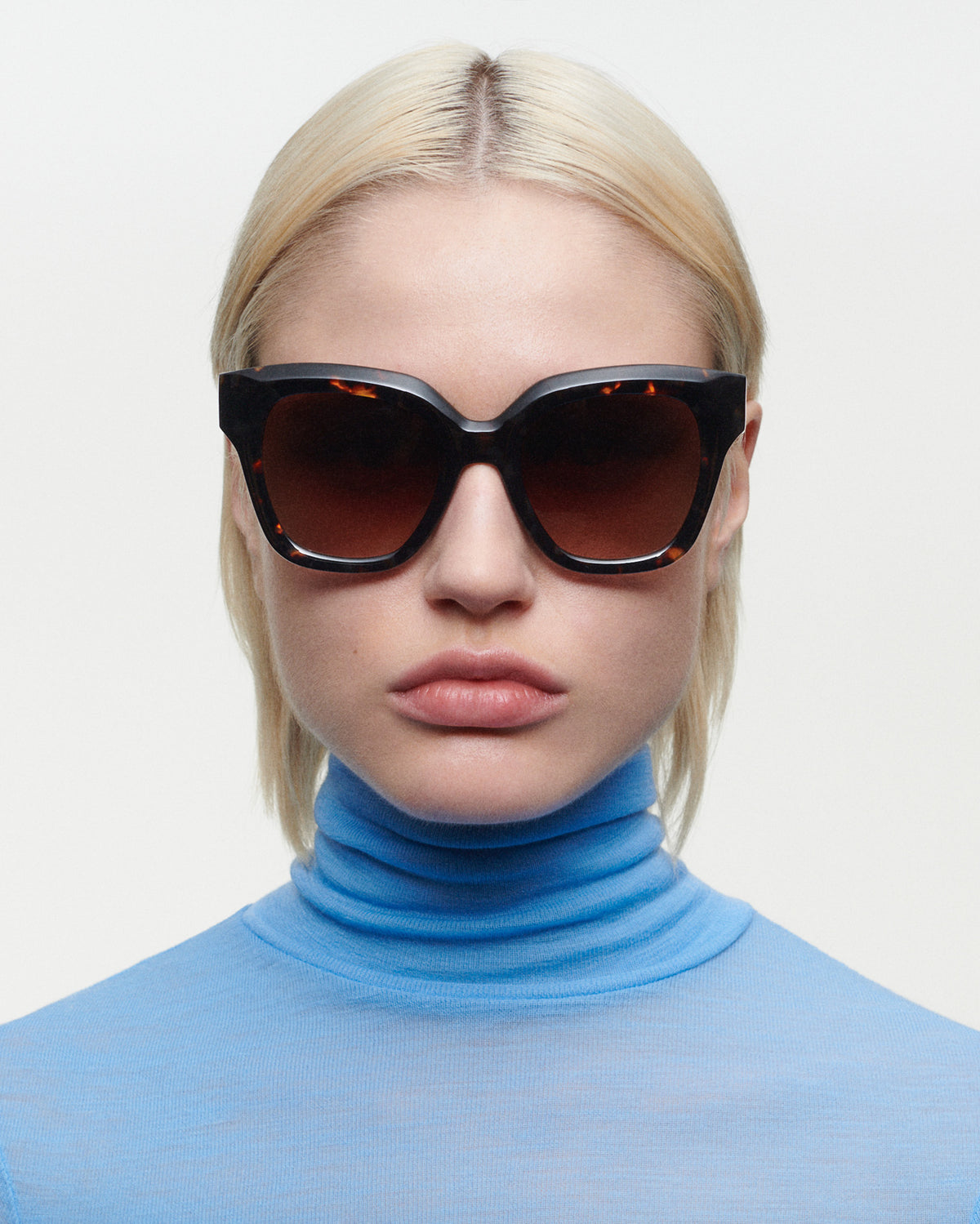 LOUISE: Cuadrada Acetato Havana sunglasses by GIGI STUDIOS 1730