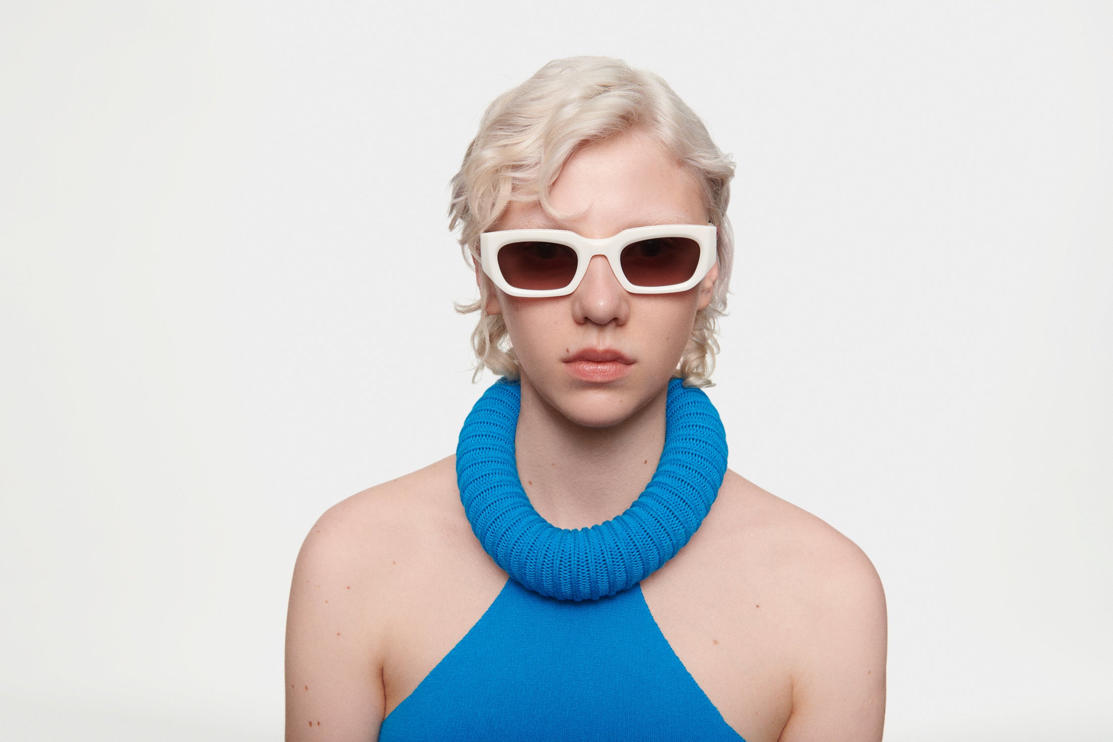 NATALIE: Geométricas Acetato Blanco sunglasses by GIGI STUDIOS 3114