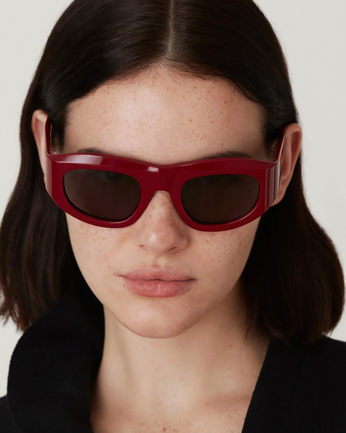 GALILEA: Cat Eye Acetato Rojo sunglasses by GIGI STUDIOS 3535