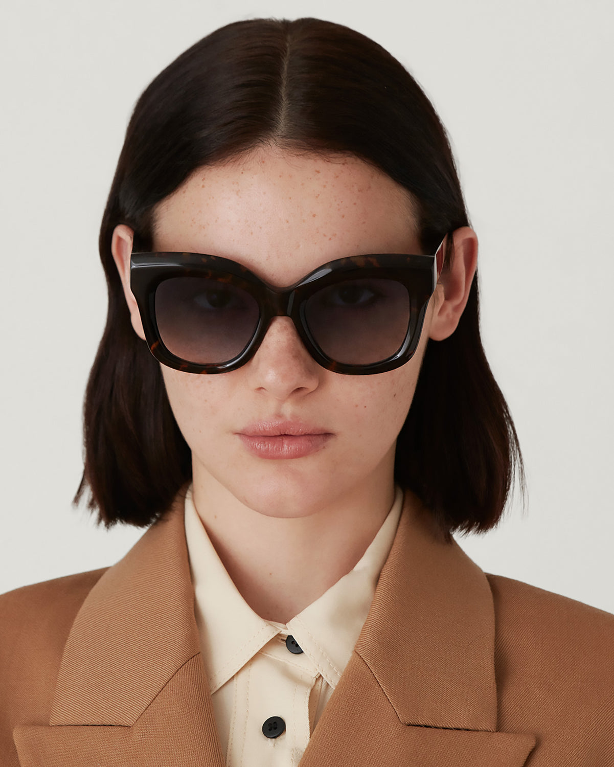 GILDA: Cuadrada Acetato Havana sunglasses by GIGI STUDIOS 4491