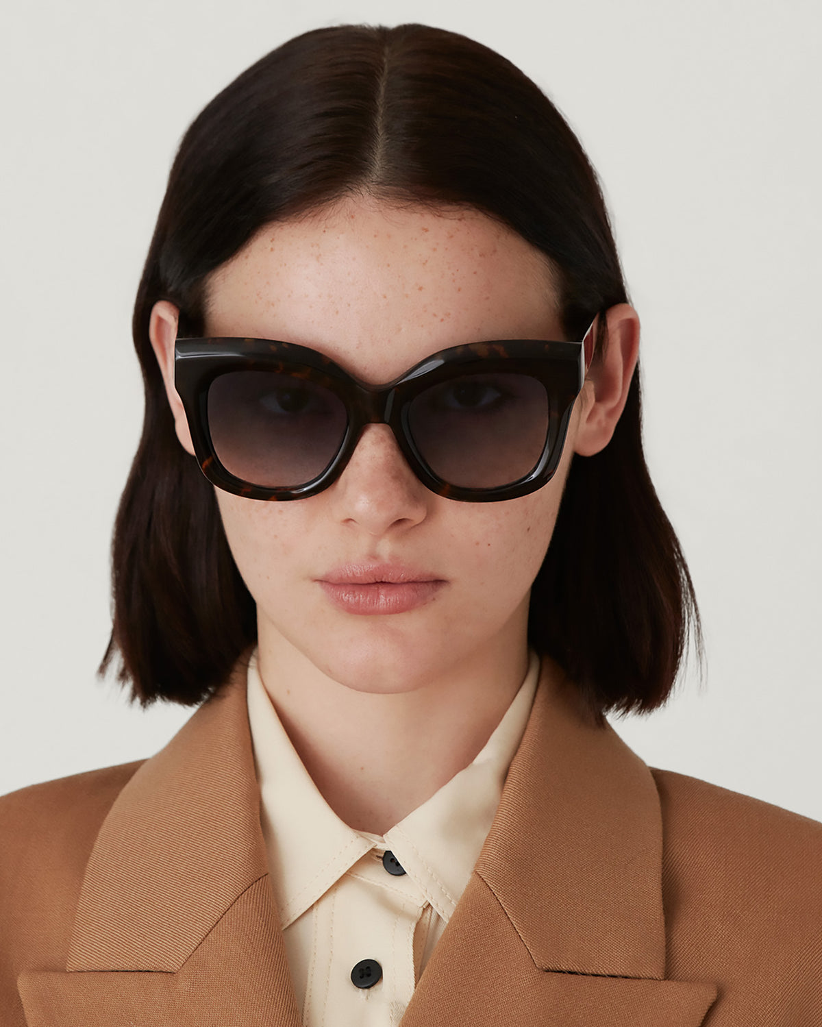 GILDA: Cuadrada Acetato Havana sunglasses by GIGI STUDIOS 4491