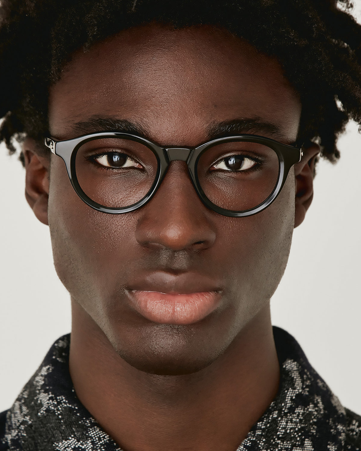 NEWMAN: Redondas Acetato Noir optical glasses by GIGI STUDIOS 4558