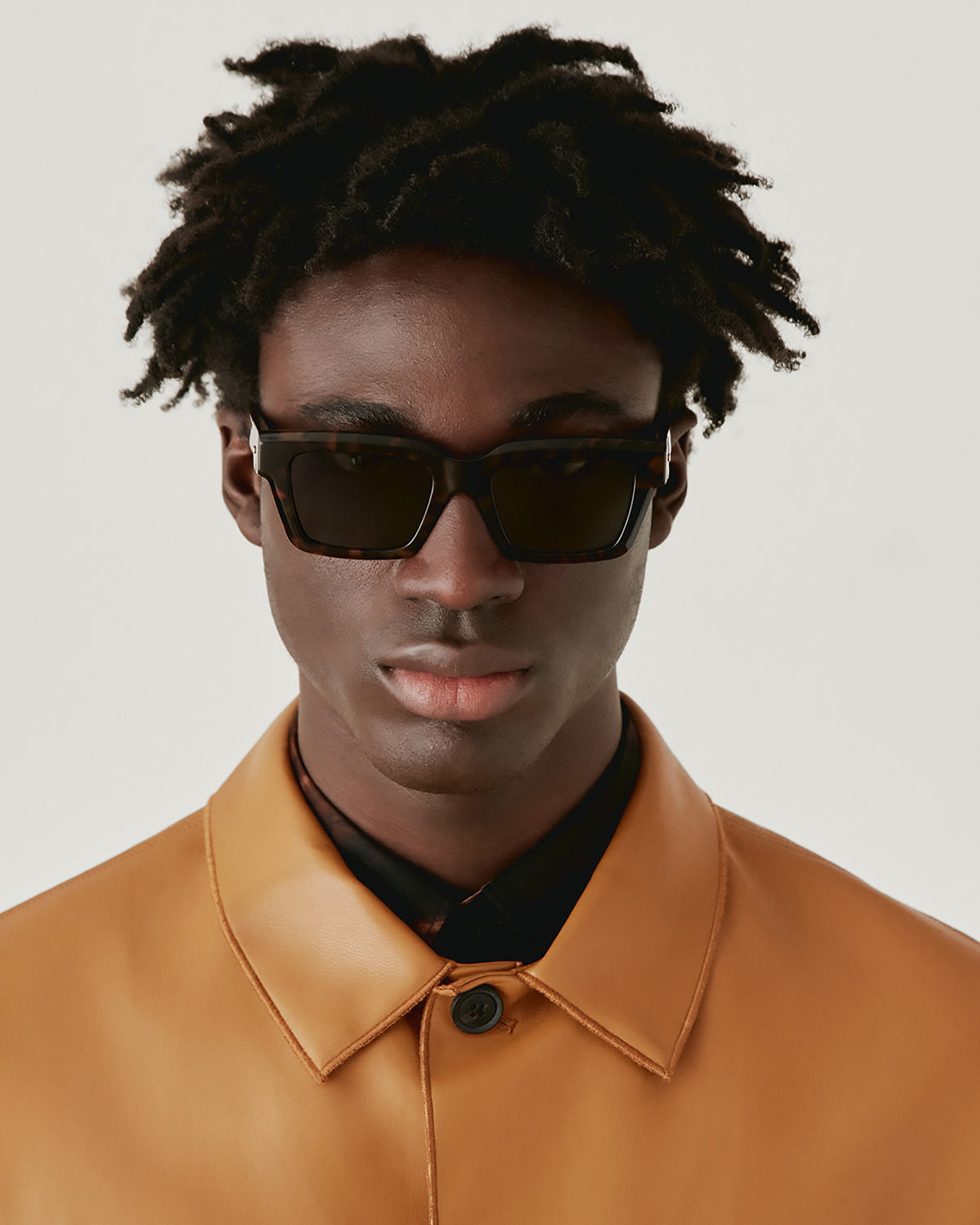 CARAVAGGIO: Cuadrada Acetato Havana sunglasses by GIGI STUDIOS 4640