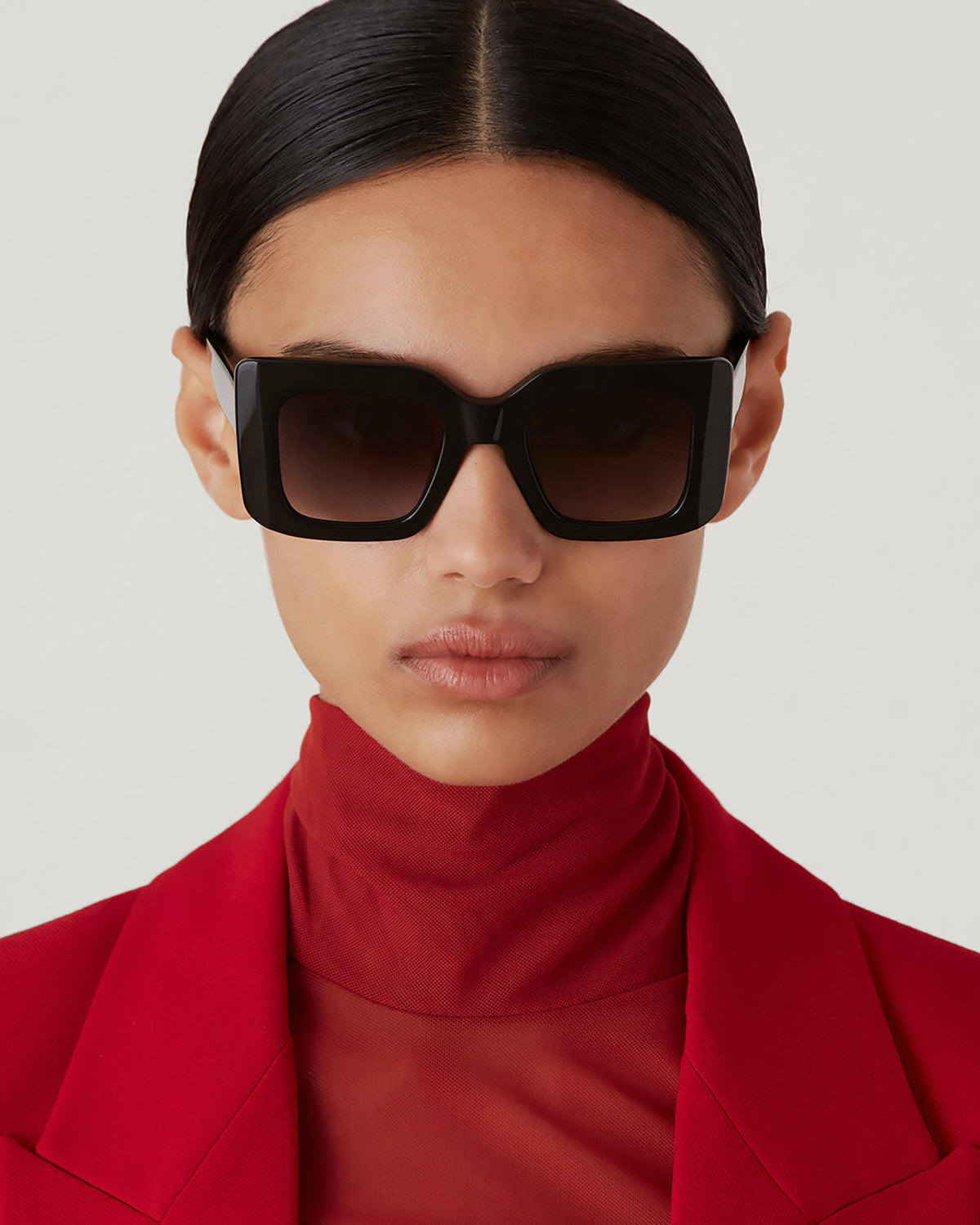 DOROTHEA: Cuadrada Acetato Noir sunglasses by GIGI STUDIOS 4700