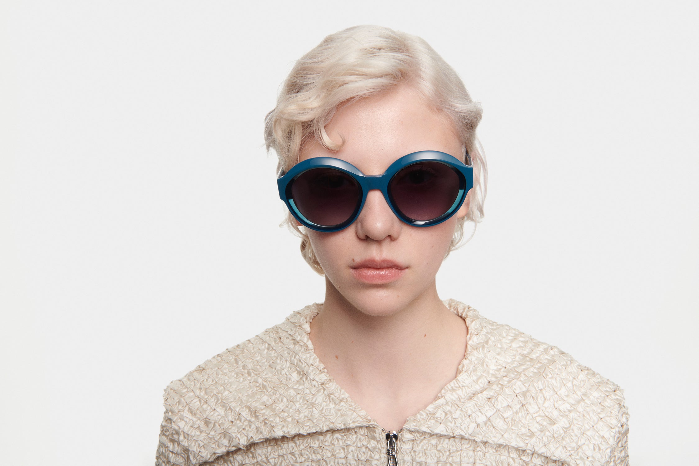 GLOW: Redondas Acetato Azul sunglasses by GIGI STUDIOS 5087