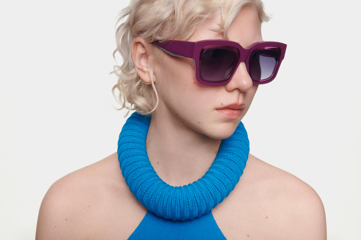 DAZZLE: Cuadrada Acetato Rojo sunglasses by GIGI STUDIOS 5117