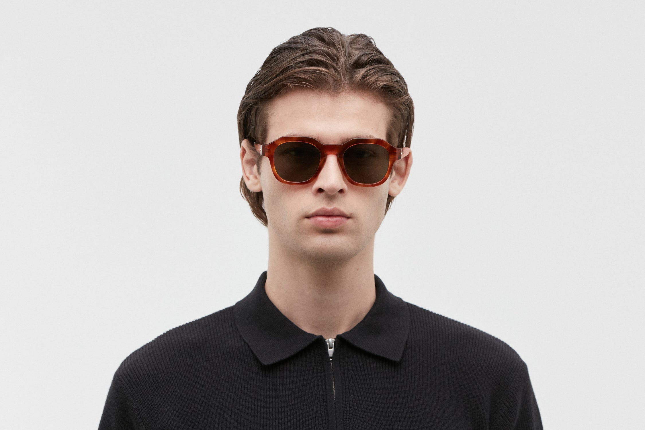 BRYANT: Cuadrada Acetato Havana sunglasses by GIGI STUDIOS 5403