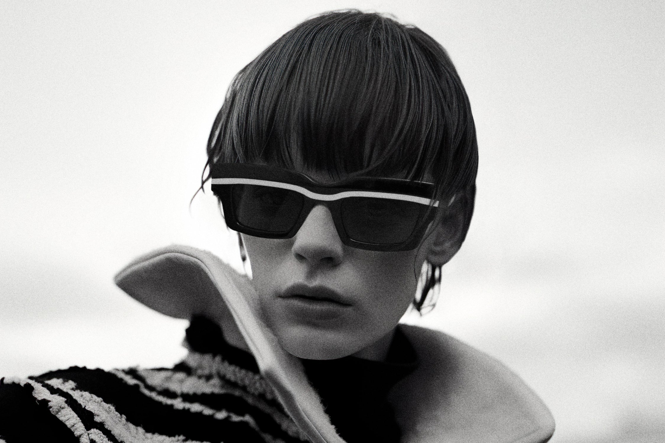 CONTRAST: Cuadrada Acetato Noir sunglasses by GIGI STUDIOS 5791
