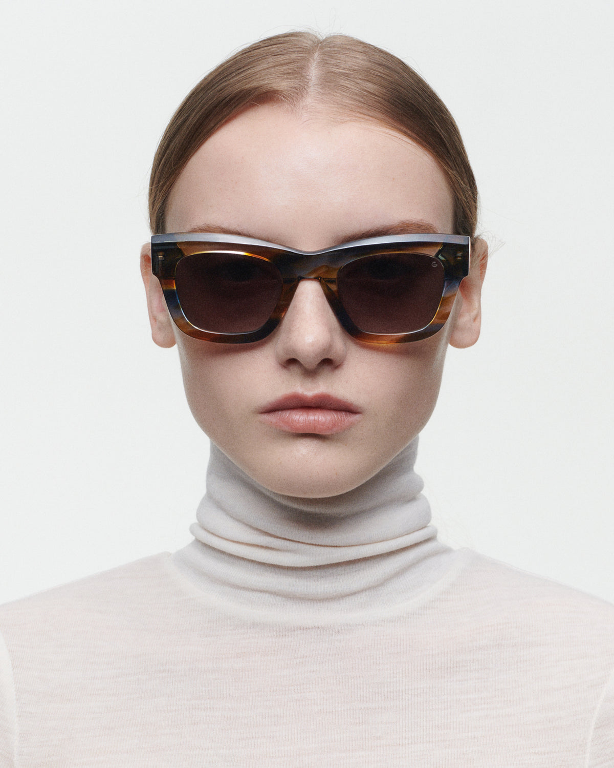 ALFA: Cuadrada Acetato Havana sunglasses by GIGI STUDIOS 6066