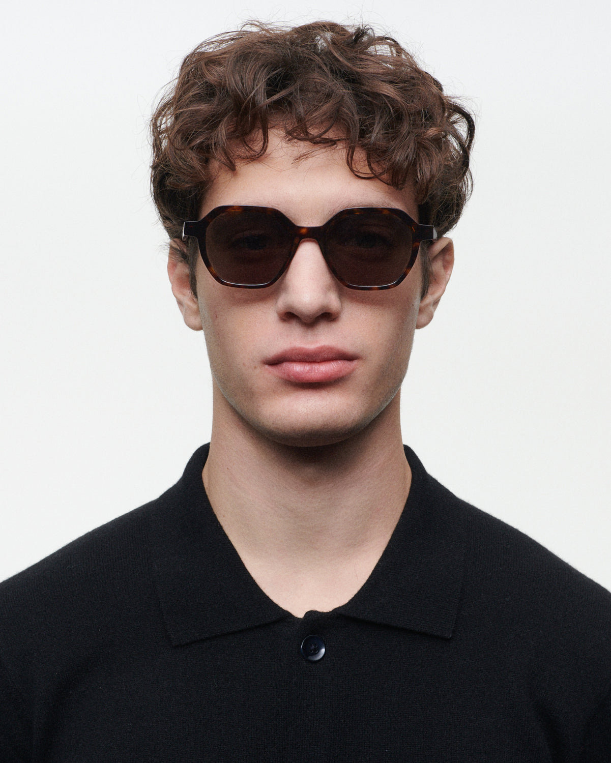 NARAI: Cuadrada Acetato Havana sunglasses by GIGI STUDIOS 6298