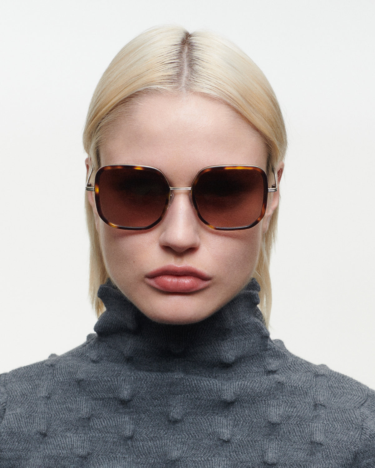 AUDREY: Cuadrada Acetato-Metal Havana sunglasses by GIGI STUDIOS 723