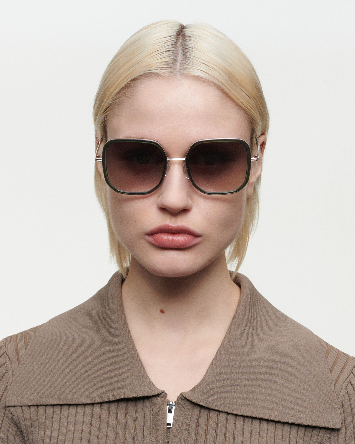 AUDREY: Cuadrada Acetato-Metal Verde sunglasses by GIGI STUDIOS 733