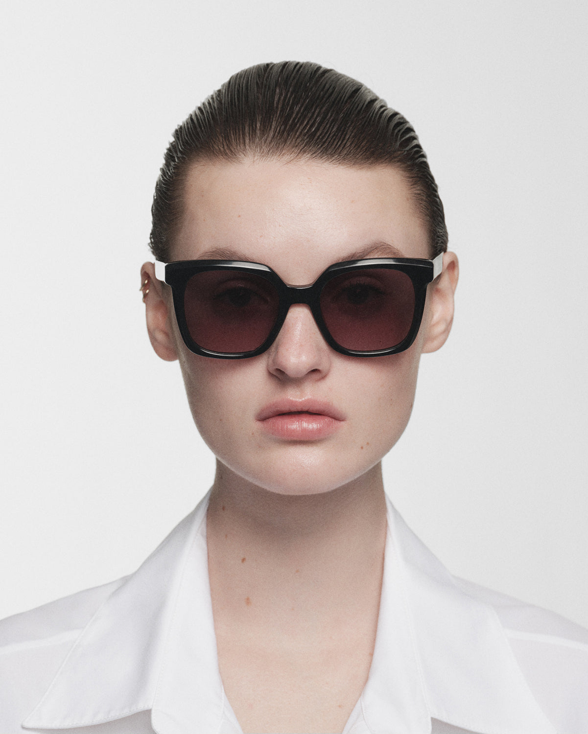 CATALINA: Cuadrada Acetato Noir sunglasses by GIGI STUDIOS 831