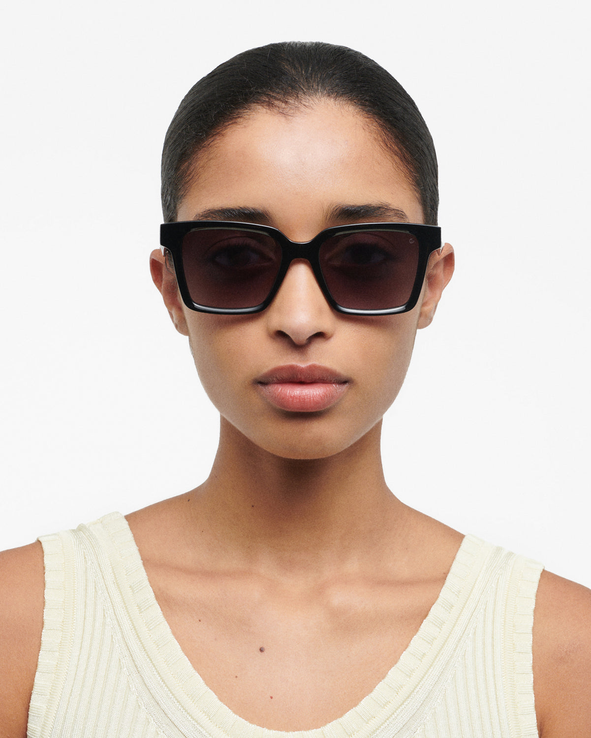 GISELLE: Cuadrada Acetato Noir sunglasses by GIGI STUDIOS 1025