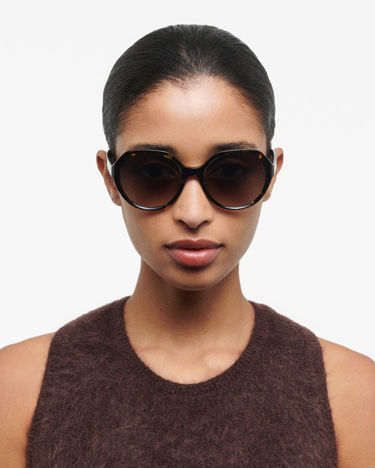 MONIQUE: Redondas Acetato Havana sunglasses by GIGI STUDIOS 1051