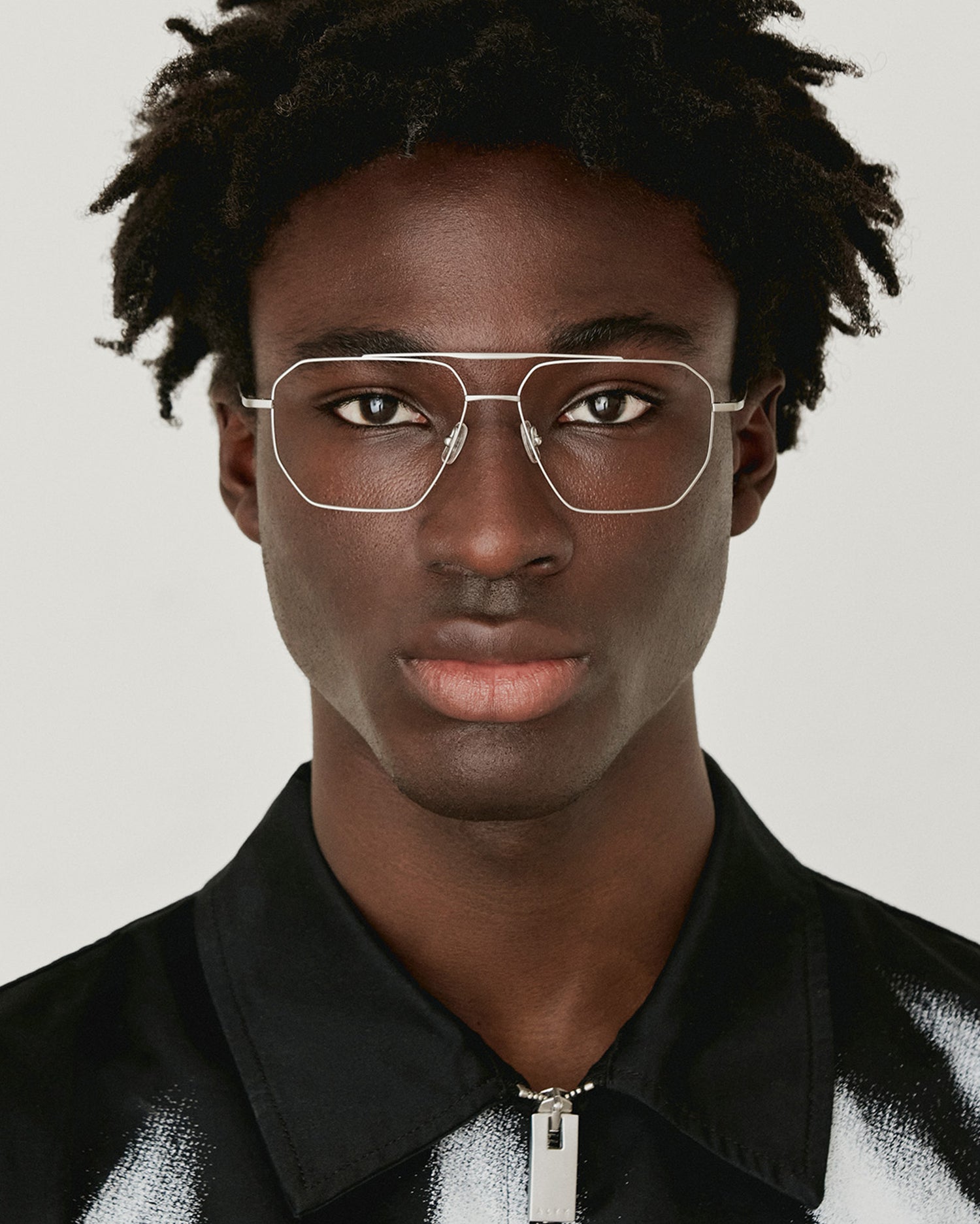 PHOENIX: Aviador Titanio Dark Silver optical glasses by GIGI STUDIOS 1470
