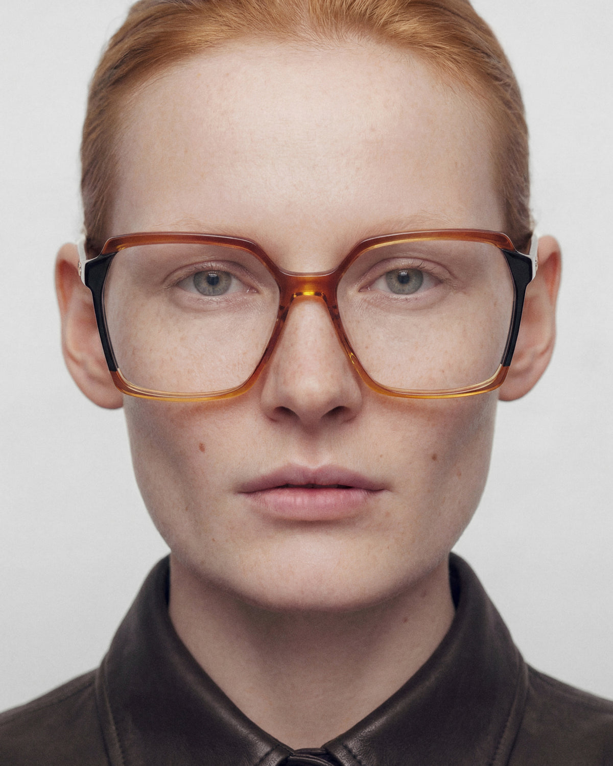AHLIA: Cuadrada Acetato Marrón optical glasses by GIGI STUDIOS 14214