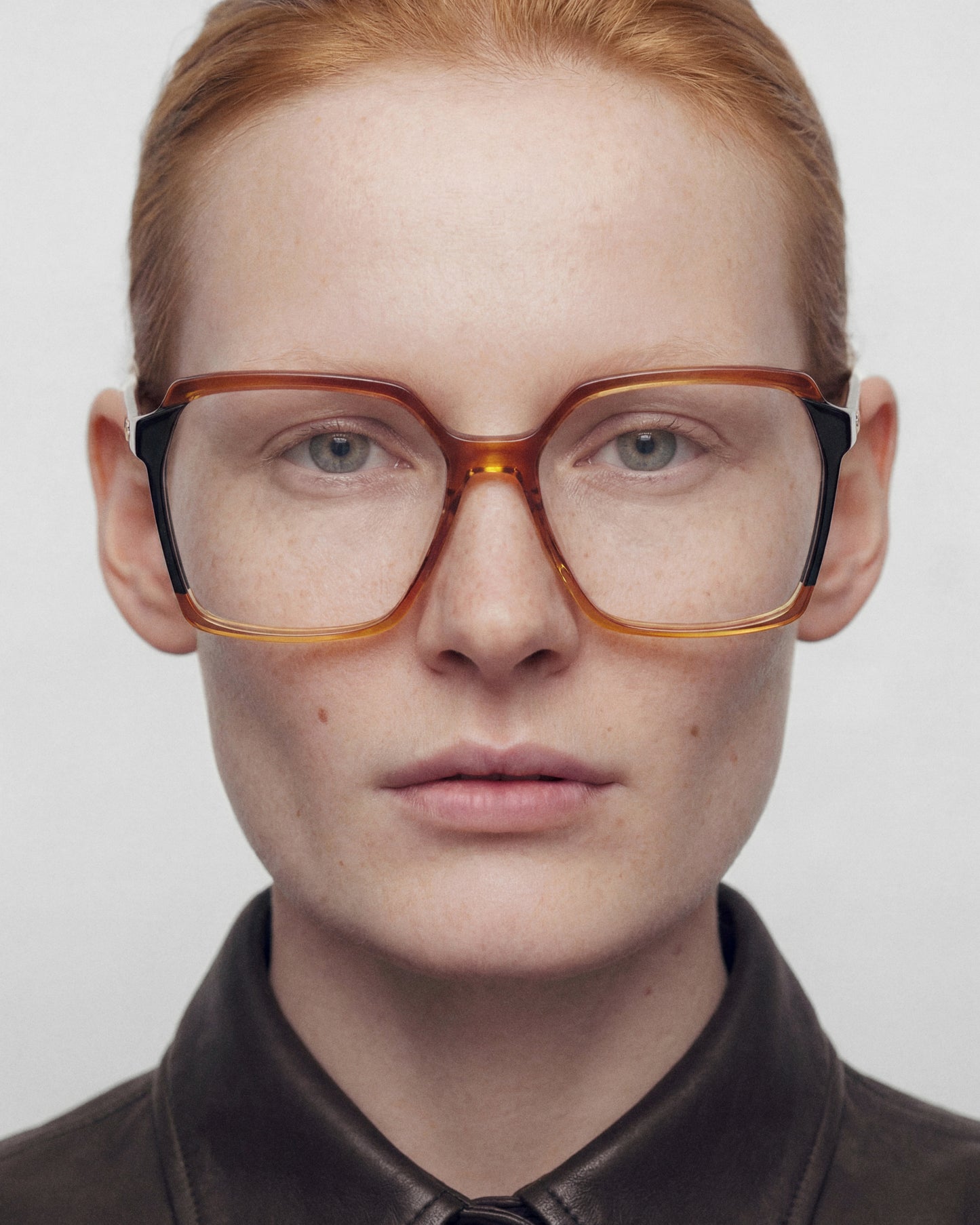 AHLIA: Cuadrada Acetato Marrón optical glasses by GIGI STUDIOS 14214
