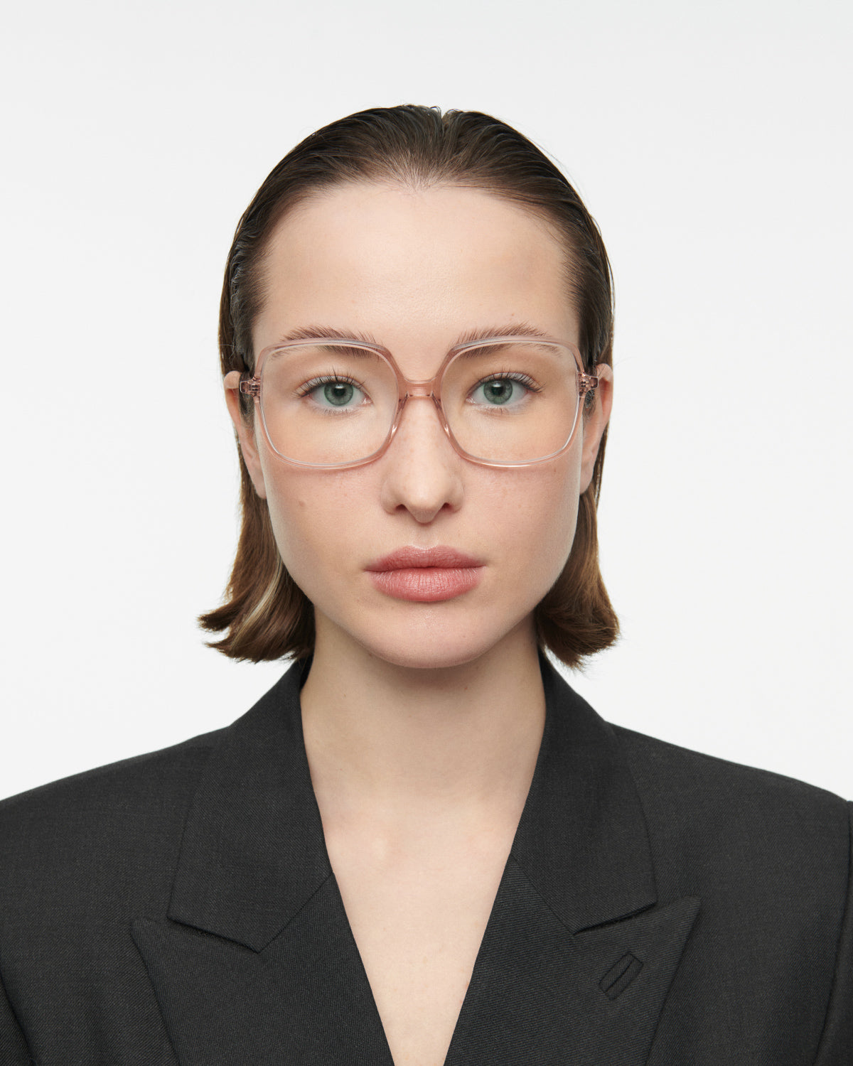 GS8008_06O_SYLVIA_1