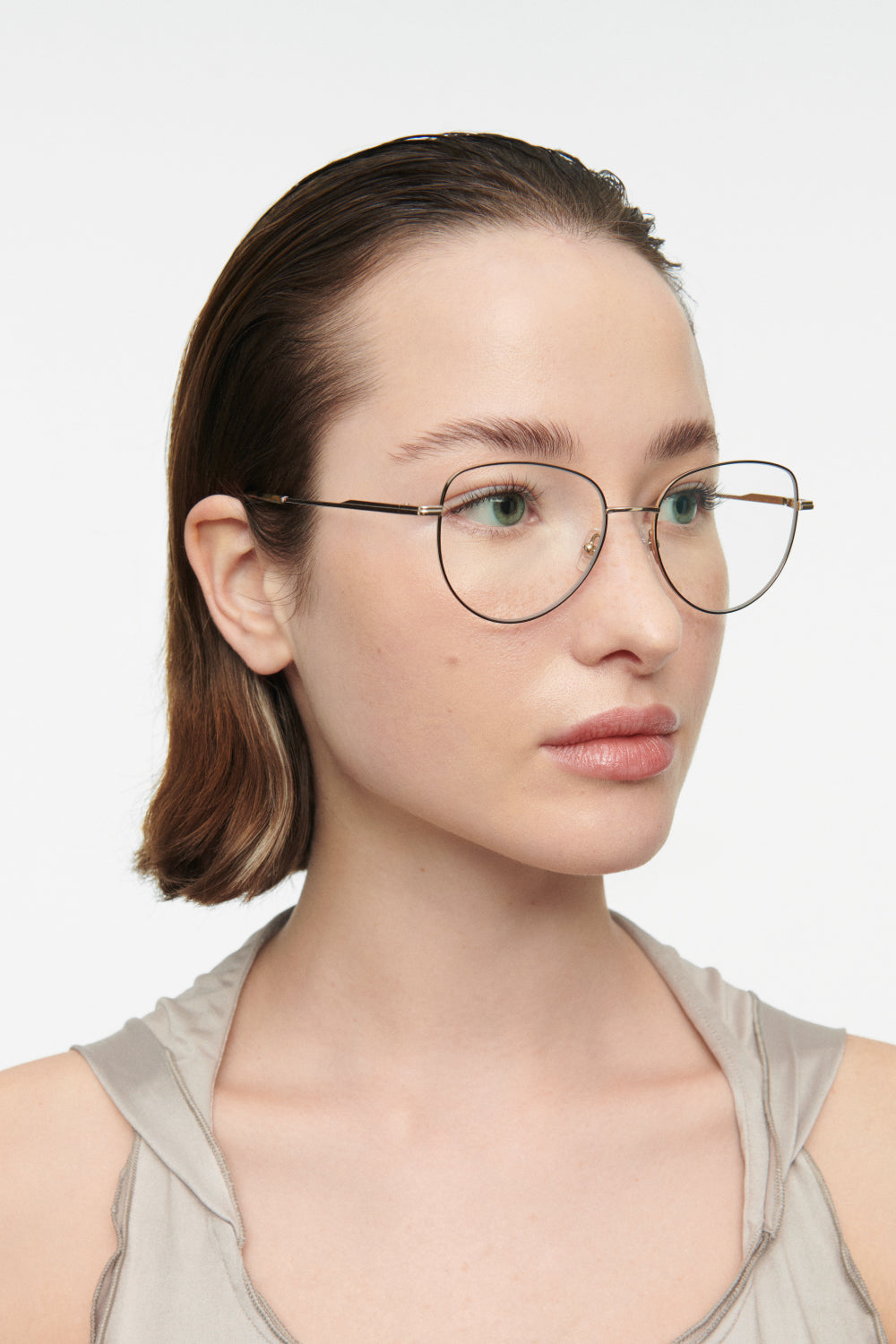 GS8010_01O_ELOISE_3