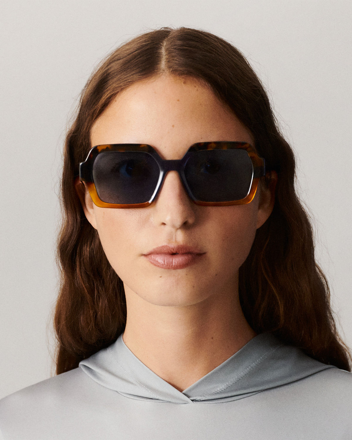 SOLEIL: Cuadrada Acetato Azul sunglasses by GIGI STUDIOS 359